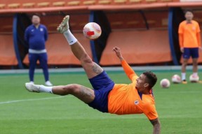 AYX-关于里程碑夜拜仁慕尼黑豪取连胜；中超国际比赛日刷纪录；信心回归；年轻球员得到机会的信息