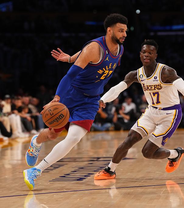 包含穆雷回归赛场，赛事规则更新首场状态亮眼，湖人观众沸腾！的词条