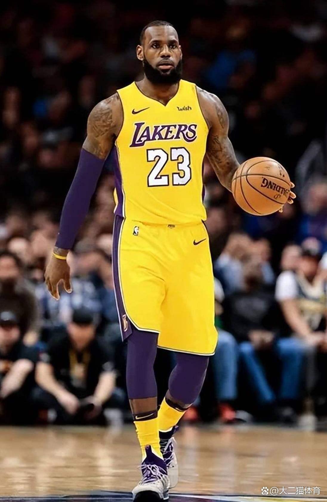 包含库里新星势不可挡表现惊艳，中国队未来可期！的词条